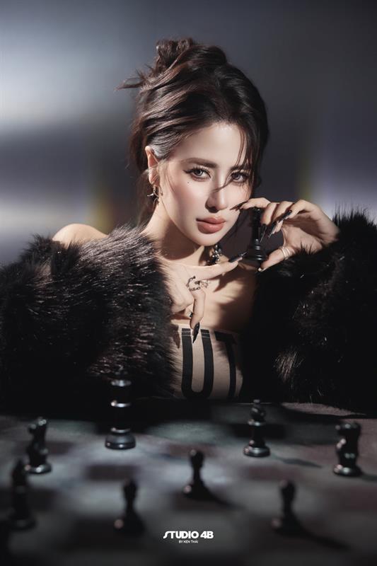 CHESS