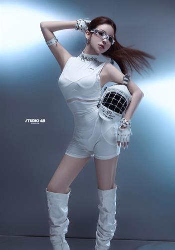 FUTURISTIC1