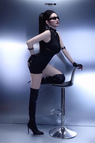 FUTURISTIC #25