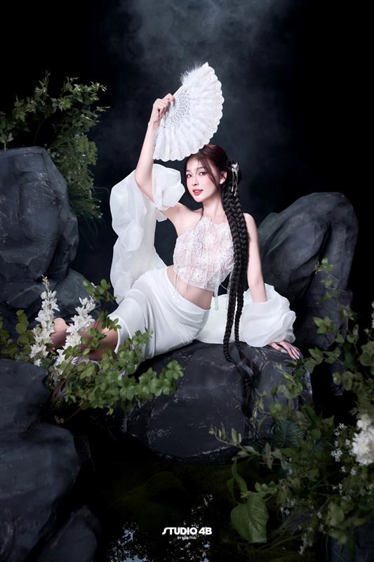 Sắc Nước Hương Trời