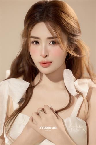 LILY1