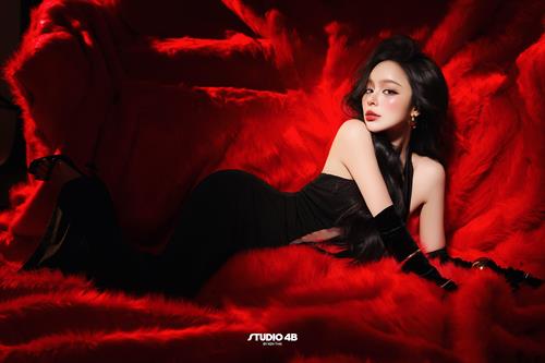 VELVET #049
