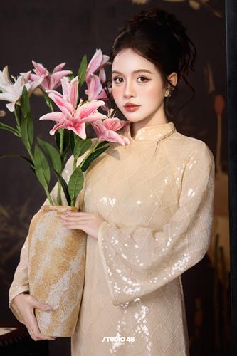 VÂN HUỆ12